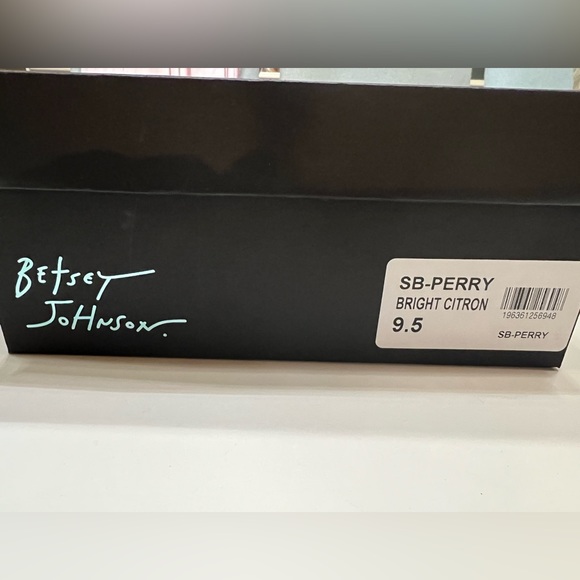 Betsey Johnson SB- Perry’s Bright Citron Rhinestone Sandals Heels - Picture 9 of 11